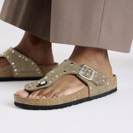 Gizeh Rivet Suede Leather